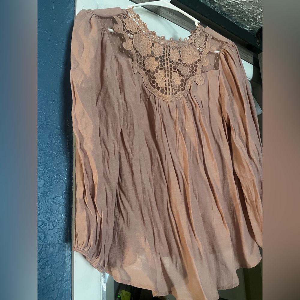 ✨ Lace Blouse✨